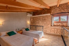 Country House Near Algaida Beach