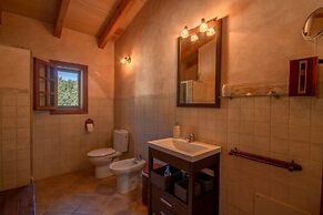 Country House Near Algaida Beach