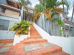 Central 1BR APT - 1 Minute Walking From Rumba