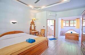 Uns Hotel - Bali