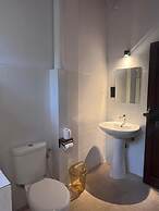 Uns Hotel - Bali