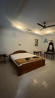 Uns Hotel - Bali