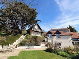 Seascape Cottage