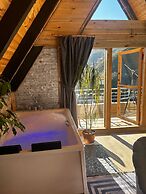 Bardi Suit Bungalov