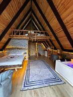 Bardi Suit Bungalov
