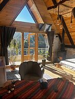 Bardi Suit Bungalov