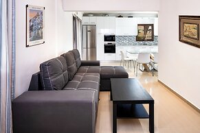 Santorinn Suites