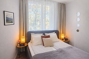 Friends - by Kairos Apartments
