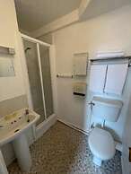 GNDJ Hotel