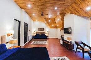 Chinar Wood Cottage