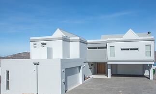 The View Langebaan with Heated Pool