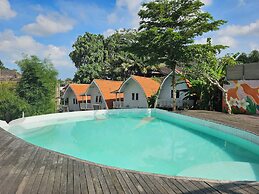 Cove Wong Village