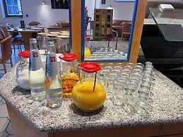 Landhotel Der Distelhof mit Scheunencafé