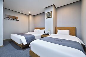 Noah hotel