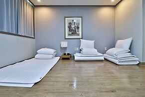 Noah hotel