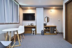 Noah hotel