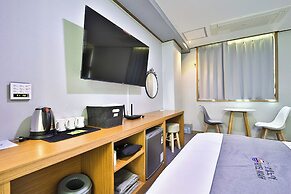 Noah hotel