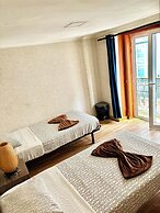 Room-7lisbon Downtown Private Bedroom Wi