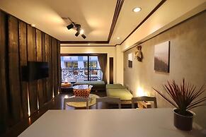 sunmallcrest403