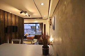sunmallcrest403