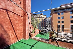 Leonina Terrace