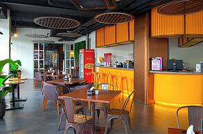 Mooz Hotel Surabaya