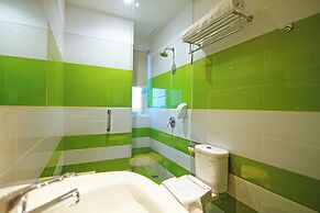 Mooz Hotel Surabaya