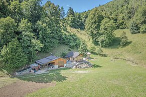 Enchanted Cosy Chalet Kalanka