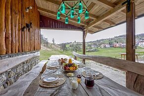 Enchanted Cosy Chalet Kalanka