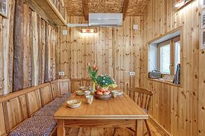 Enchanted Cosy Chalet Kalanka