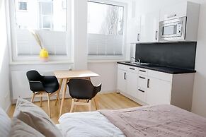 Louis & Louise Apartments & Rooms