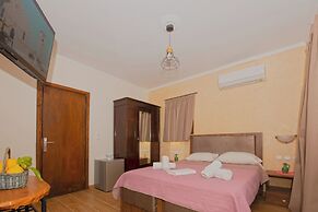 Arionos Rooms