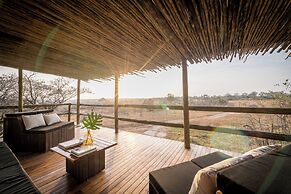 Sunbirds Oasis Lodge