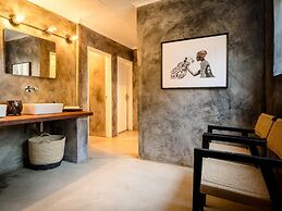 Sunbirds Oasis Lodge