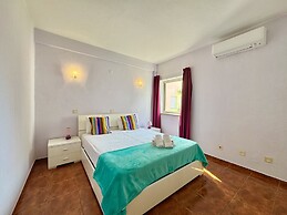 Vilamoura Central 10 by Homing