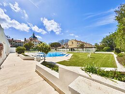Vilamoura Central 11 With Pool by Homing