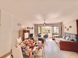Vilamoura Central 11 With Pool by Homing