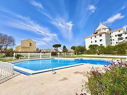 Vilamoura Central 11 With Pool by Homing