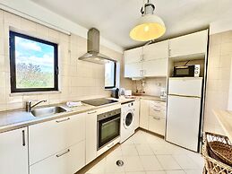 Vilamoura Central 11 With Pool by Homing