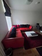 Modern Apartment - Quiet Location