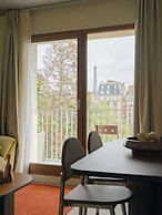 Edgar Suites - Église
