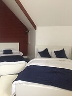 Rahman Hostel - Manchester
