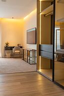 SUITES BY LE REVE