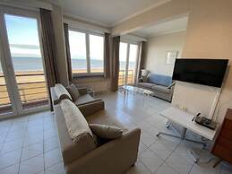 Studio in Knokke With Stunning Sea Views