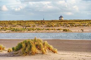 Studio in Knokke With Stunning Sea Views