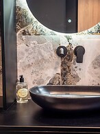 Residence Republic Square- Luxury at Top Location