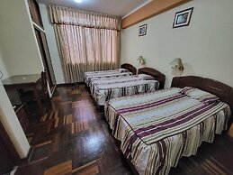 D CARDENAS HOTEL