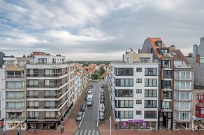 Stylish City-view Retreat
