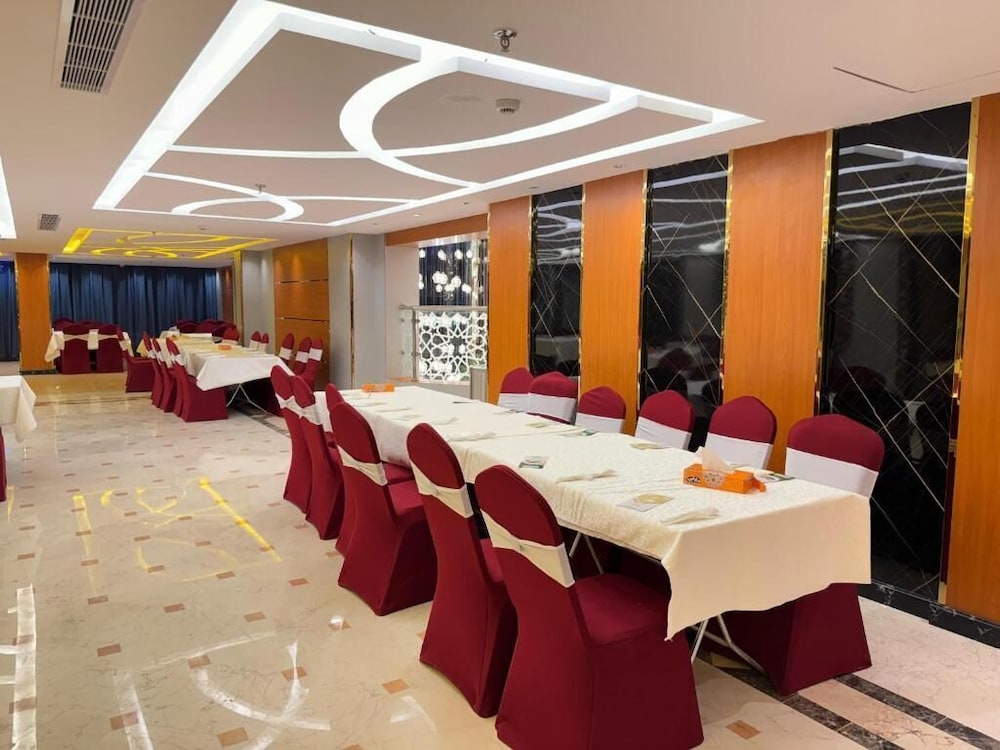 Aseel Almisk Hotel