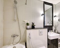 The Cosmopolitan Serene Living in a One Bedroom